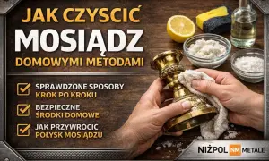 Czyszczenie mosiądzu domowymi sposobami. Dłonie polerują ozdobny świecznik, obok cytryna, sól i gąbka.