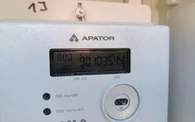 Cyfrowy licznik energii elektrycznej Apator. Numer odczytu: 90103544. Jak odczytać licznik prądu Tauron? To proste!