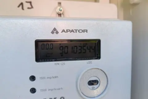 Cyfrowy licznik energii elektrycznej Apator. Numer odczytu: 90103544. Jak odczytać licznik prądu Tauron? To proste!