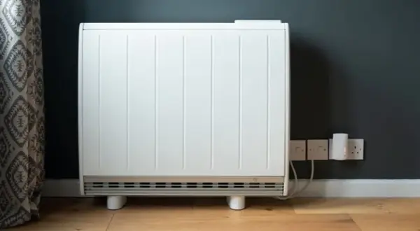 Jakie grzejniki elektryczne do domu drewnianego zapewnią komfort i oszczędności
